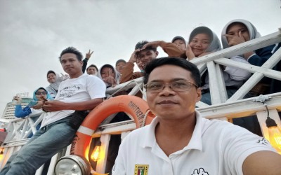 Kunjungan Siswa-Siswi dan Taruna-Taruni SMK Negeri 8 Samarinda ke Museum Mulawarman, Tenggarong dalam Rangka Pembelajaran Sejarah Indonesia