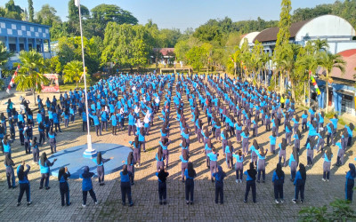 SMK Negeri 8 Samarinda Gelar Senam Anak Indonesia Hebat, Guru dan Siswa Antusias Ikuti Kegiatan