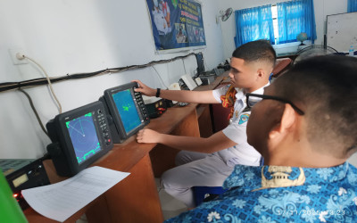 Taruna-Taruni SMK Negeri 8 Samarinda Unjuk Kebolehan dalam Semarak Kompetensi Nautika Kapal Niaga